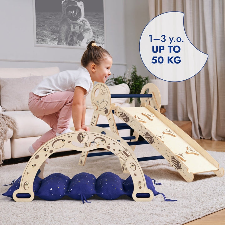 Apollo 4in1 Climbing Set: Triangolo di Pikler, Arco, Tavola da Scivolo e Cuscino per Piccoli Astronauti in Erba (1-3 anni)